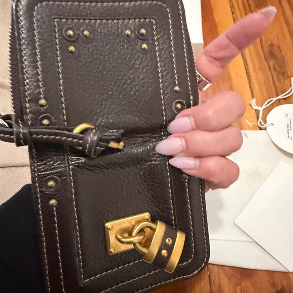 Chloe Black Leather Card Holder with Gold Lock - Picture 8 of 8